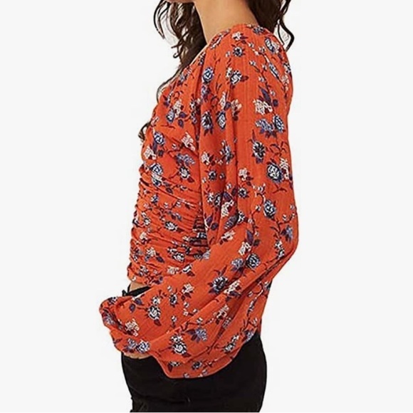 FREE People Blusa final rose floral, V-neck flowers - Picture 13 of 15